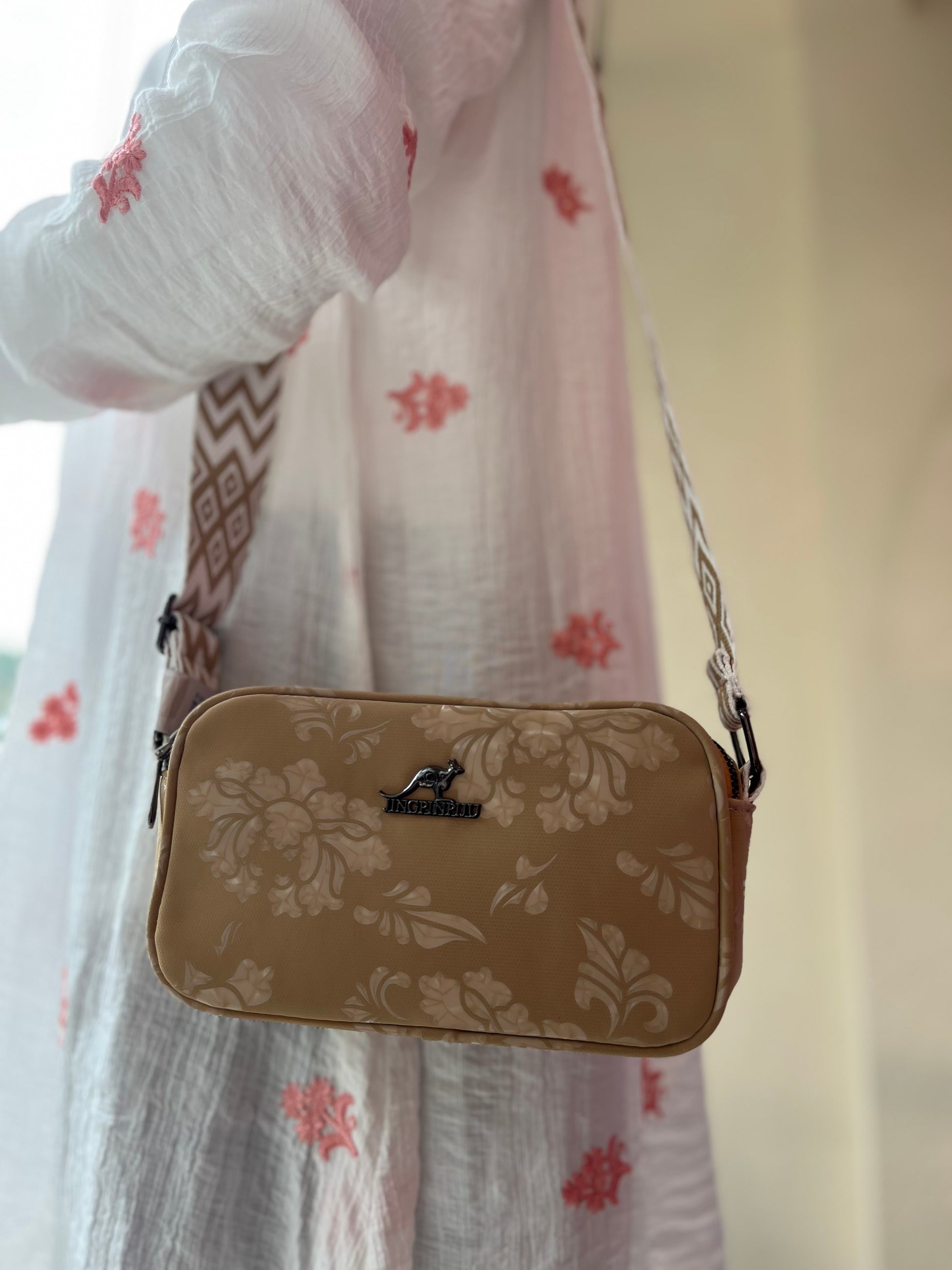 Cross body bag