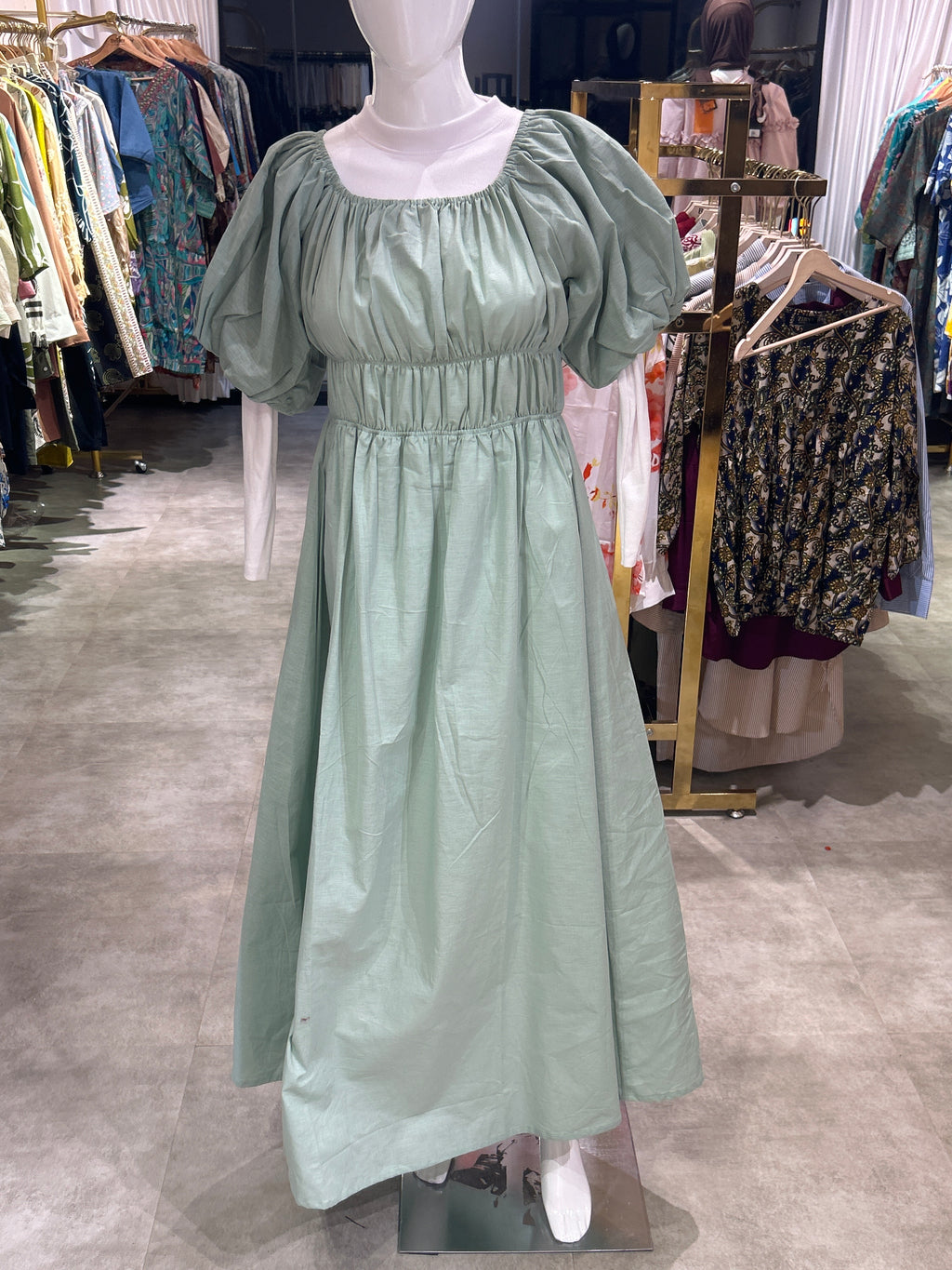 Pastel Dress With Detachable Inner