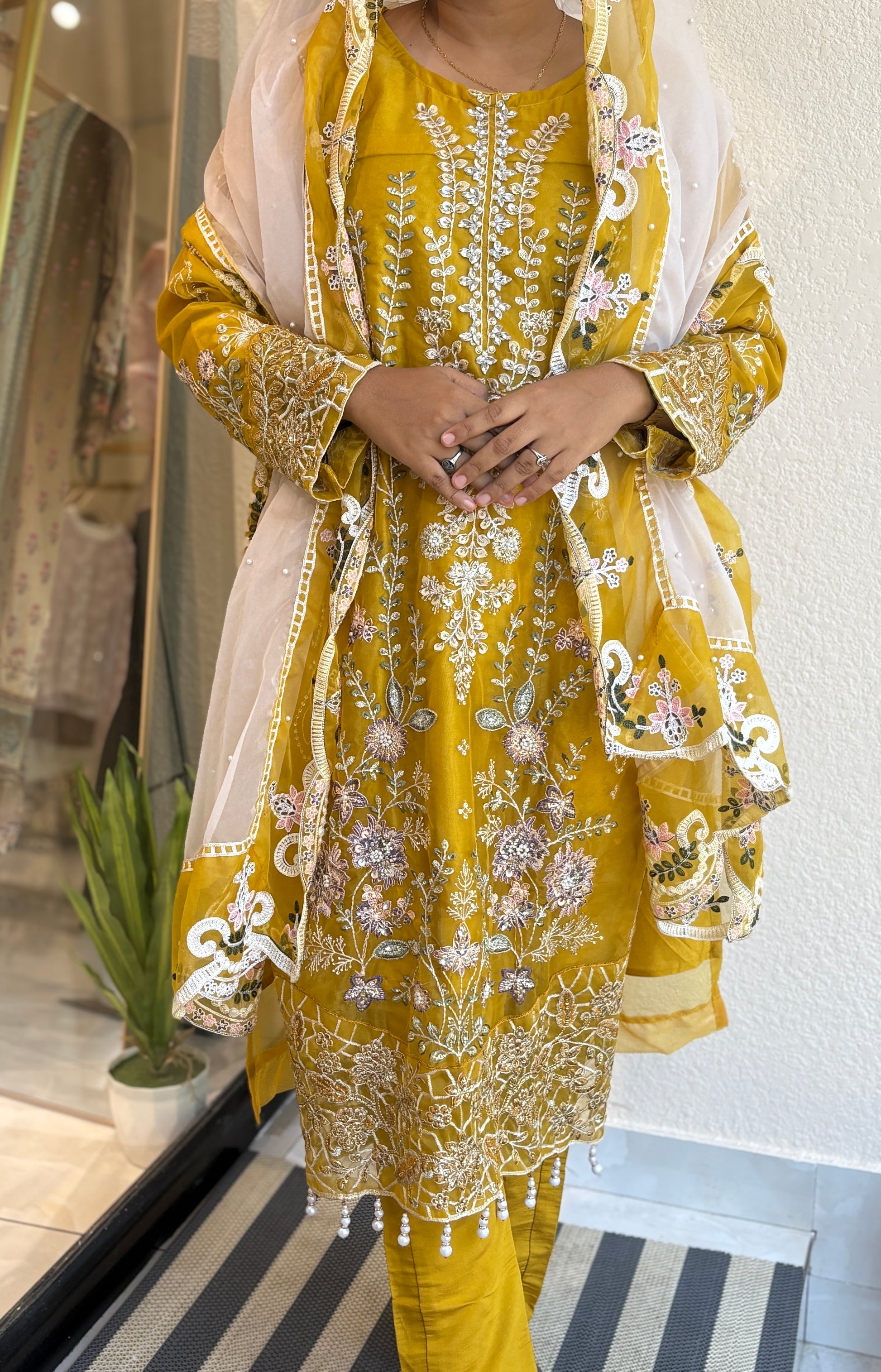Floral embroidered suit